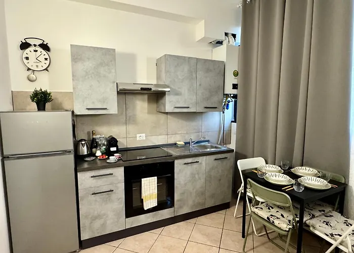 Apartmán Dergano 1 Near Metro Stop 3*